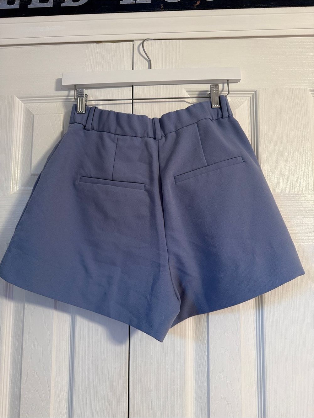 Abercrombie & Fitch Curve Love Tailored Sloan Shorts - Picture 4 of 4